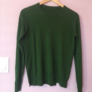 Cute Green sweater